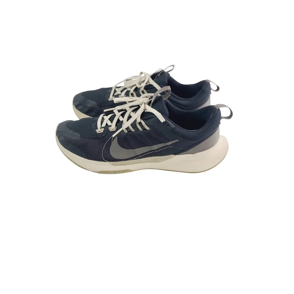 Nike Men's Black and Beige‎ Running Shoes, Size 11